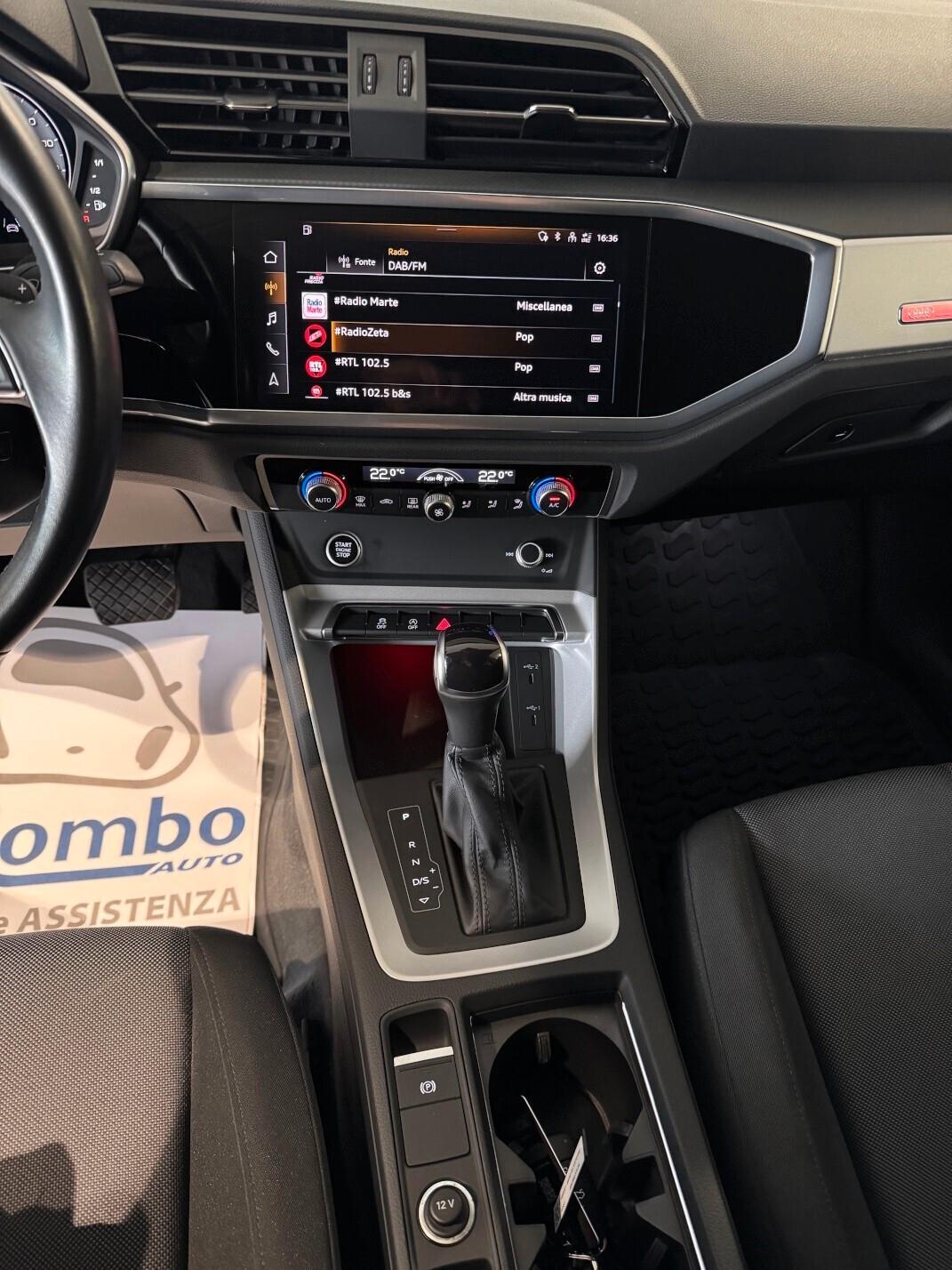 Audi Q3 35 2.0 tdi Advanced s-tronic Led Nav Cam Ap Con 18