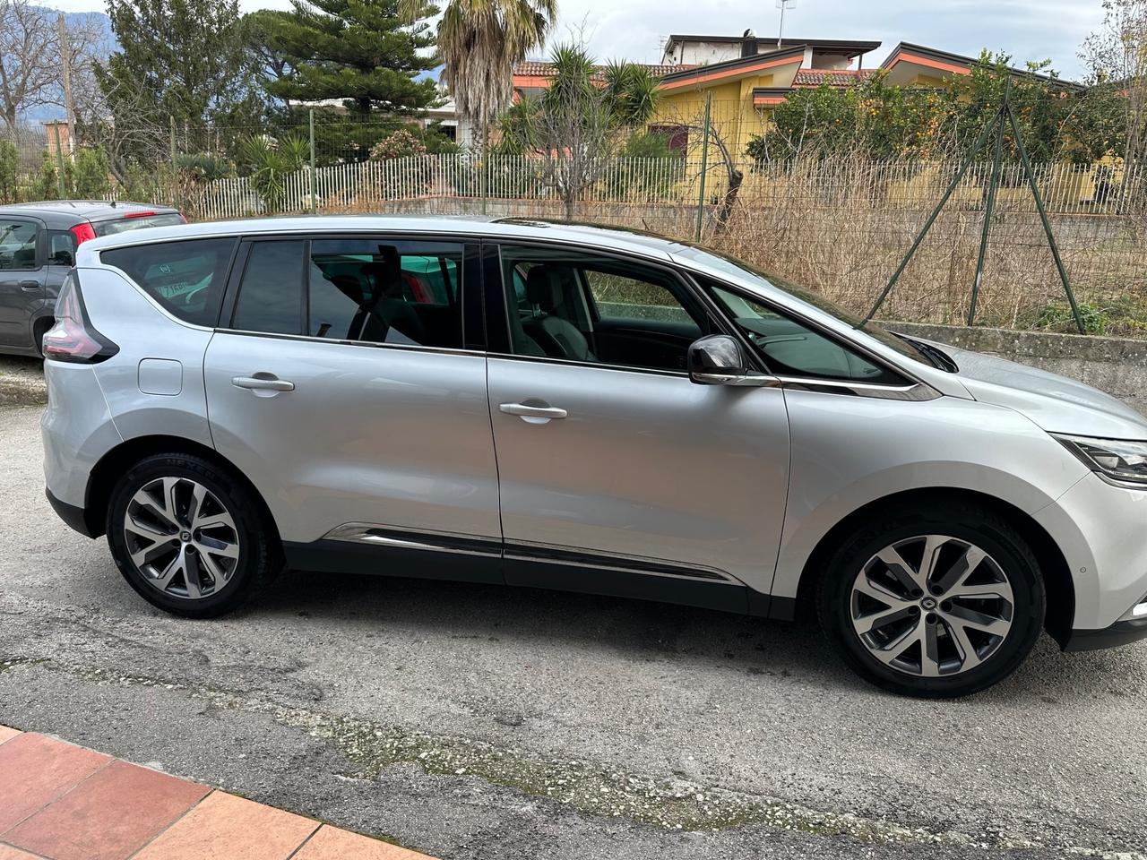 Renault Espace dCi 160CV EDC Energy Initiale Paris 4Control