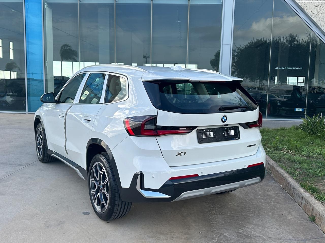 BMW X1 sdrive18i XLine possibilità noleggio no scoring