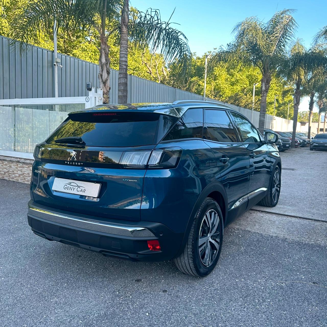 Peugeot 3008 Hybrid 225 e-EAT8 Allure Pack