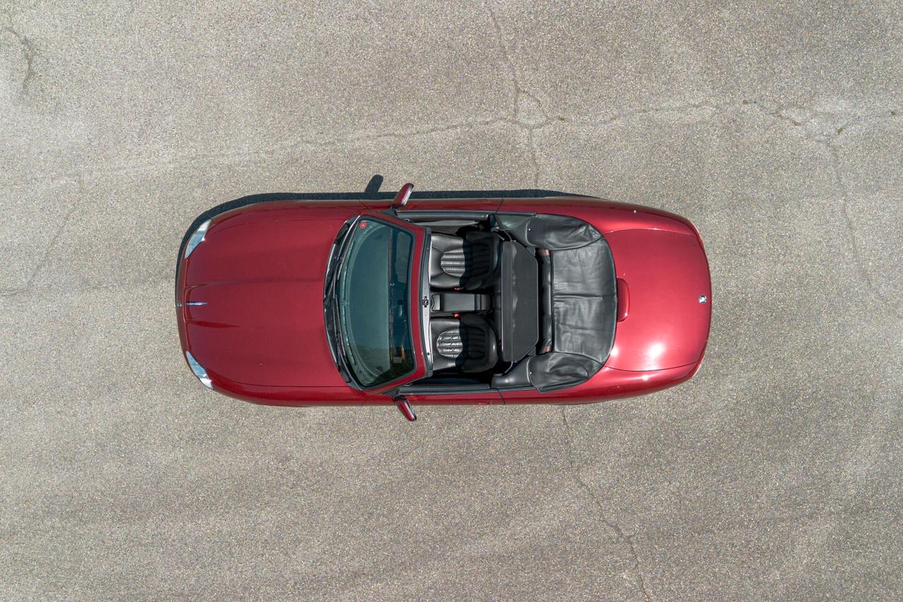 Jaguar XK *Stupenda * Tonneau*Frangivento*