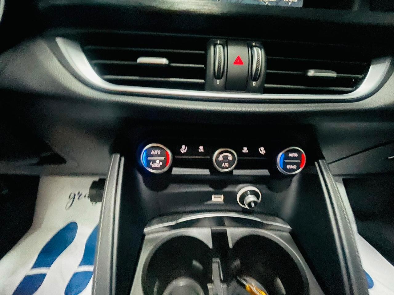 Alfa Romeo Stelvio 2.2 Turbodiesel 190 CV AT8 RWD Business