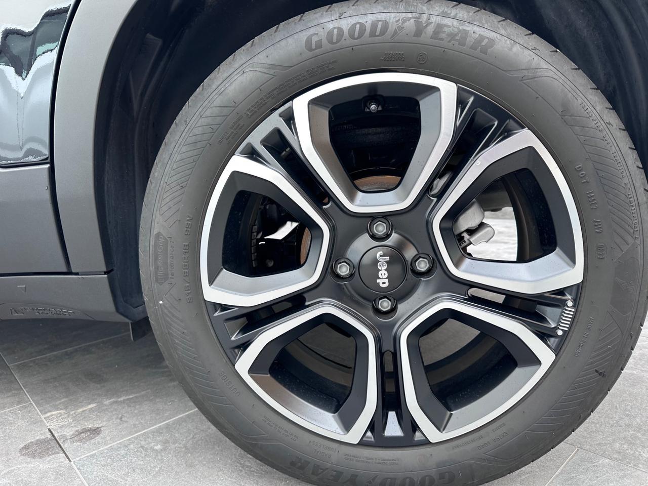 Jeep Avenger 1.2 Turbo 100 CV Summit