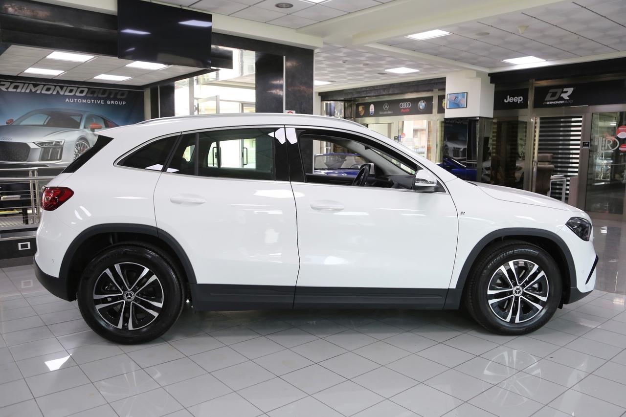 Mercedes GLA 180 d Automatic Advanced