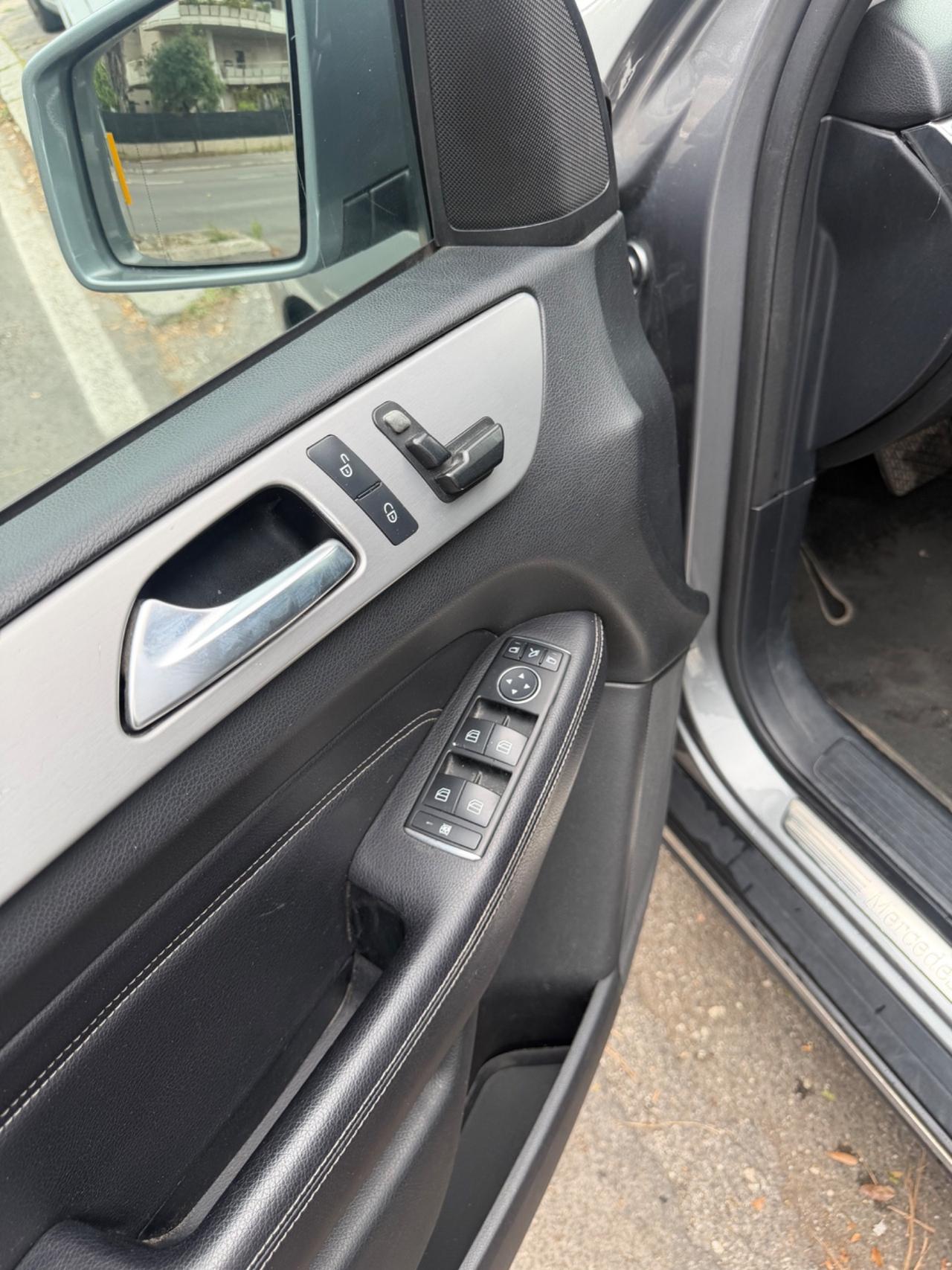 Mercedes-benz ML 250 BlueTEC 4Matic Sport