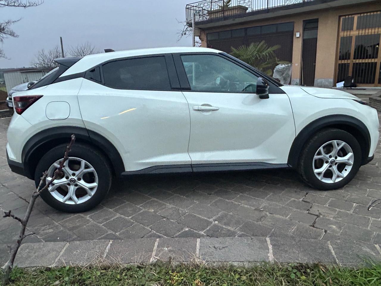 Nissan Juke N-Connecta 1.0 114 CV