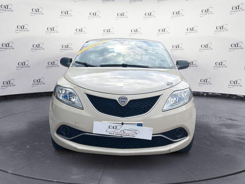 Lancia Ypsilon 1.2 69 CV 5 porte Mya