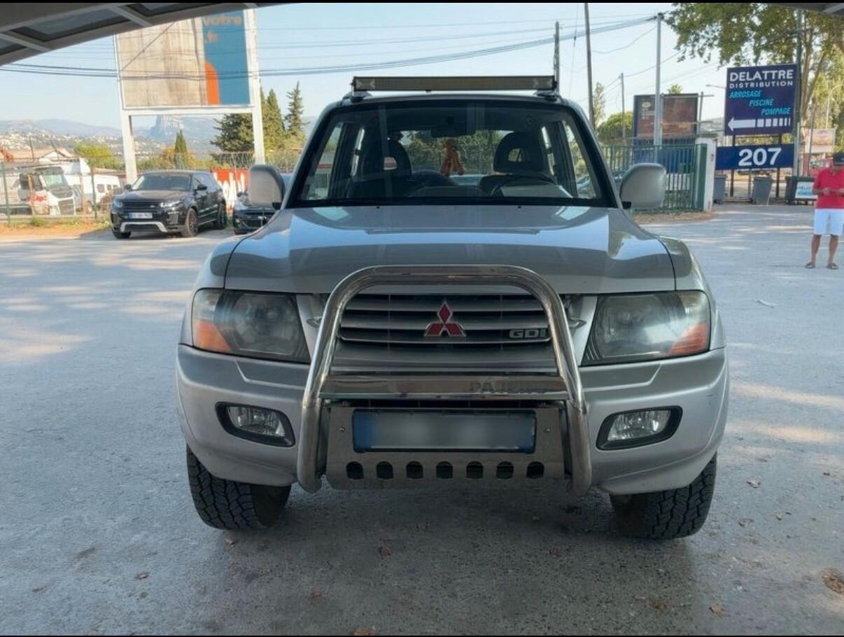 Mitsubishi Pajero 3.5i GDI V6 24V cat 3p. GLS2