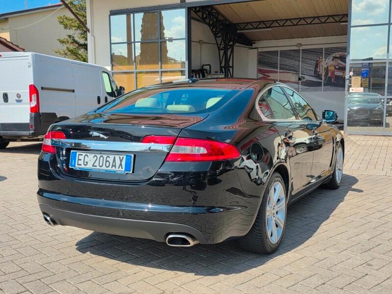 JAGUAR XF 1ª serie (X250) XF 3.0 D V6 Premium...