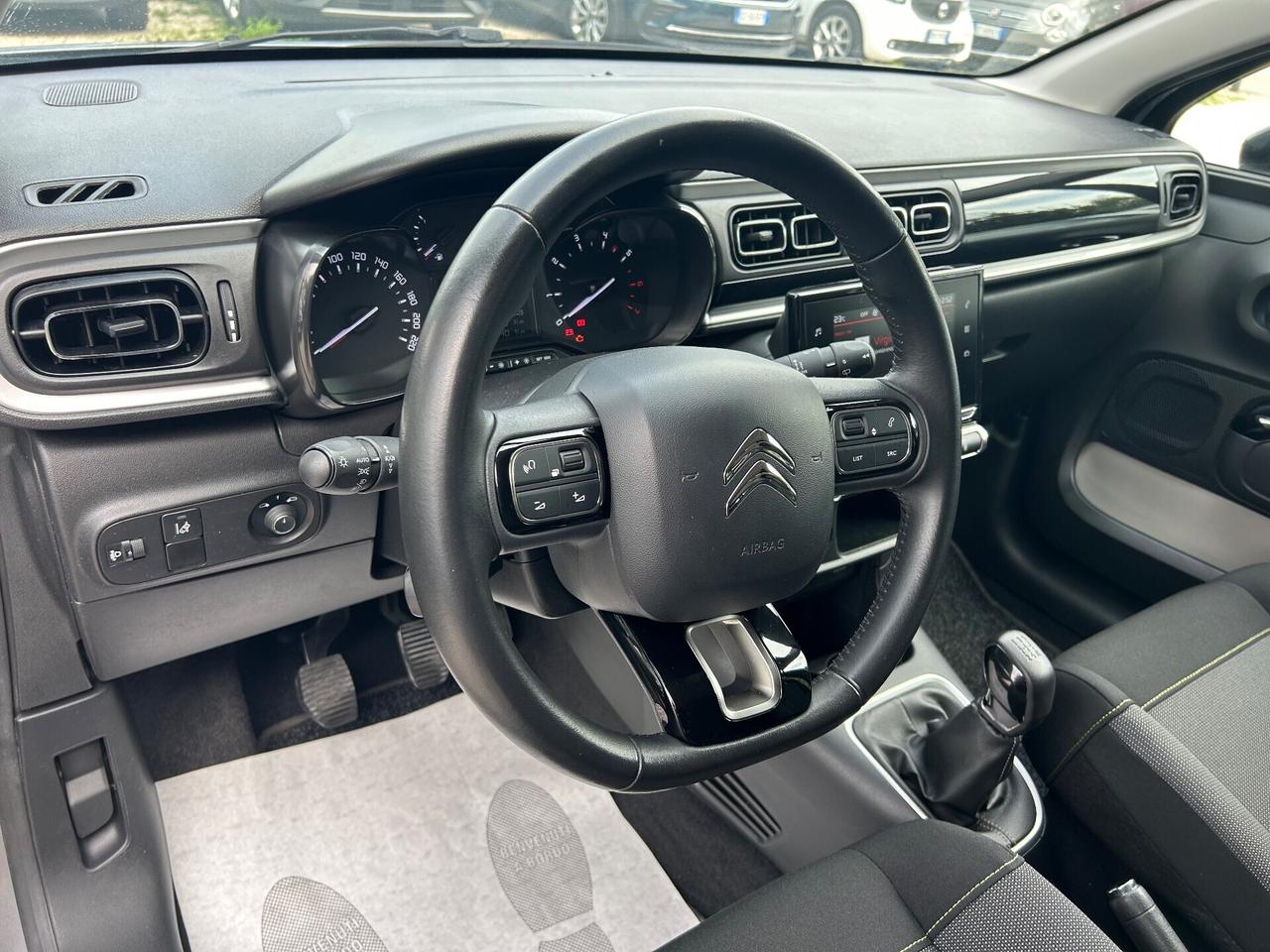 Citroen C3 1.2 SHINE *97000KM* UNIPRO