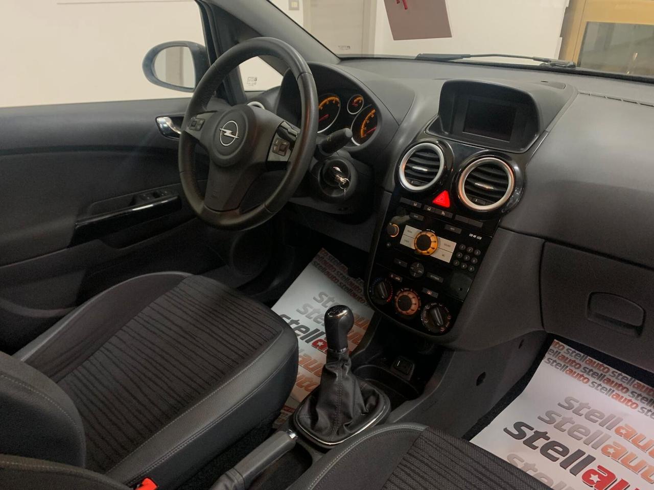 Opel Corsa 1.2 5 porte Sport