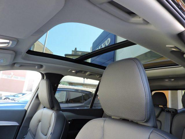 VOLVO XC90 B5 BENZINA AWD PLUS BRIGHT AUTOMATICA 7P. KM0