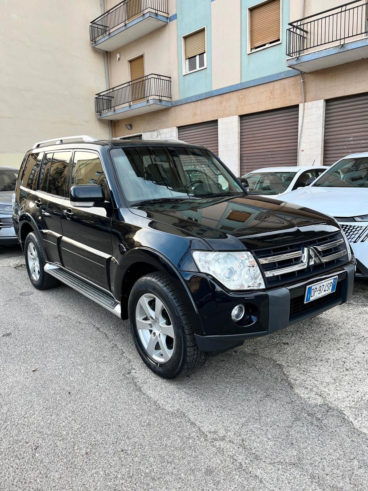 Mitsubishi Pajero 3.2 DI-D 16V aut. 5p. Instyle DPF