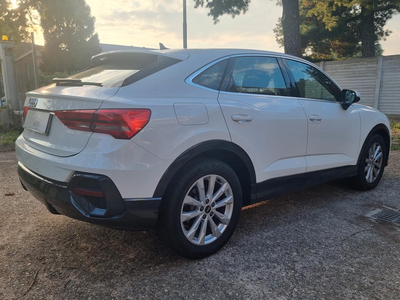 Audi Q3 SPB 35 TFSI S tronic Business Plus