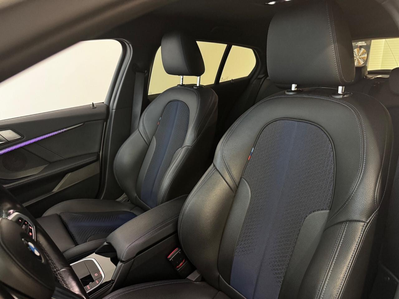 Bmw 118d 5p. Msport LED NAVI