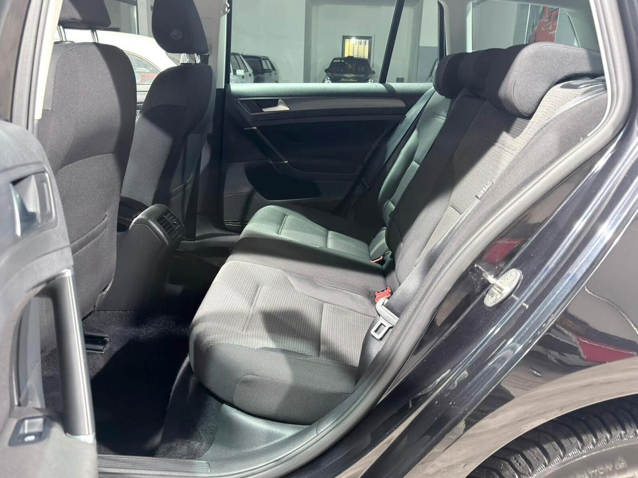 VW GOLF VARIANT 7.5 1.6TDI 116CV 2018 1HANDE