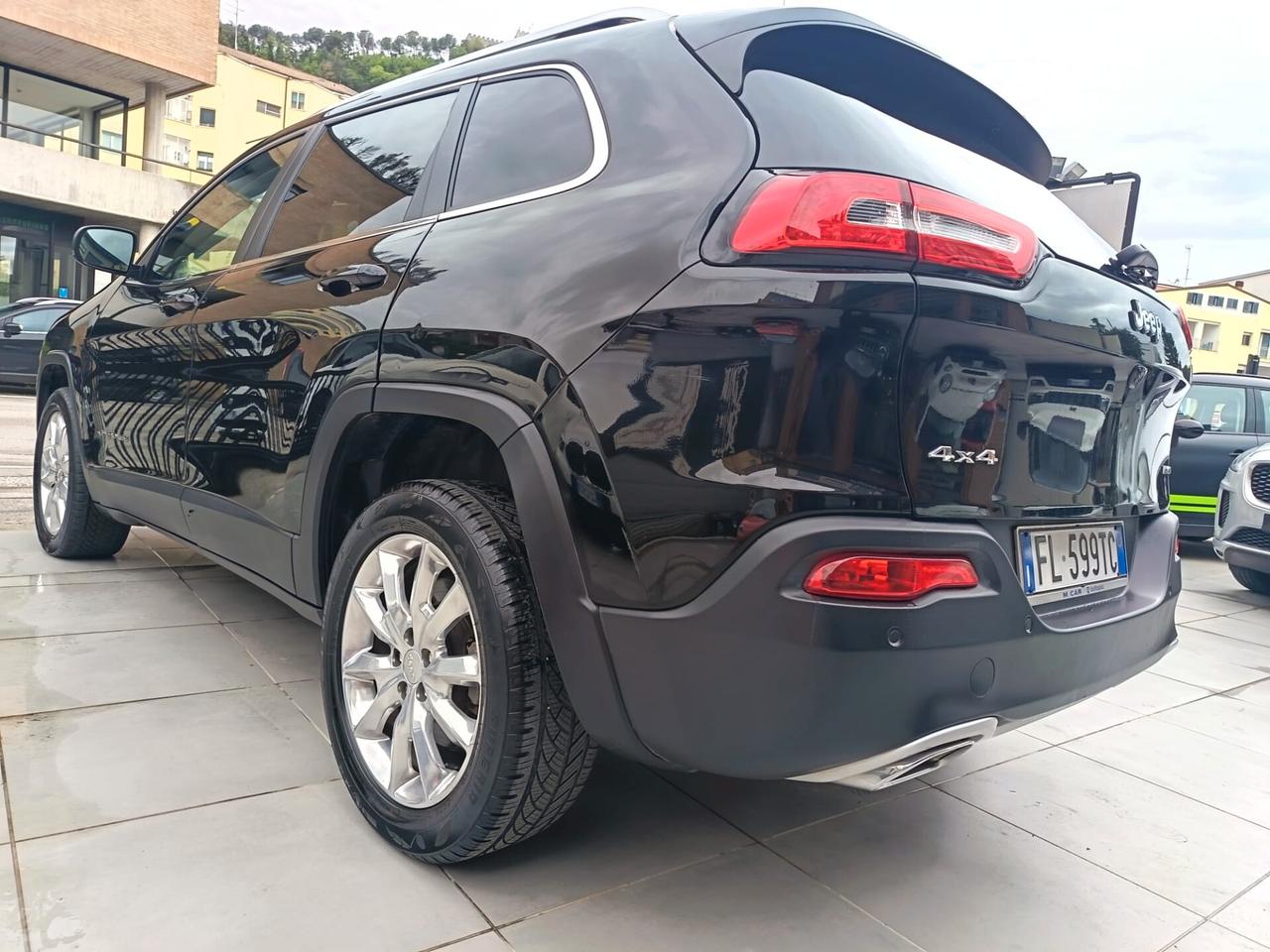 Jeep Cherokee 2.2 Mjt II 4WD Active Drive Overland