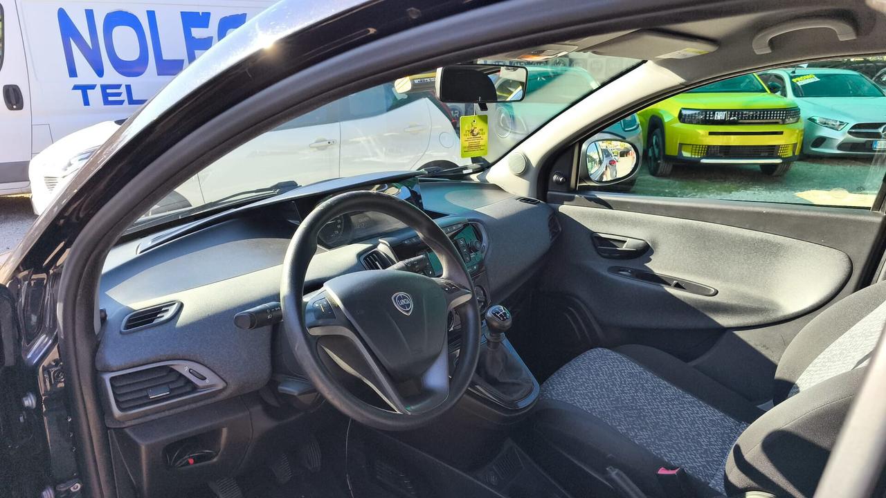 Lancia Ypsilon 1.2 69 CV 5 porte GPL 2018 USATO