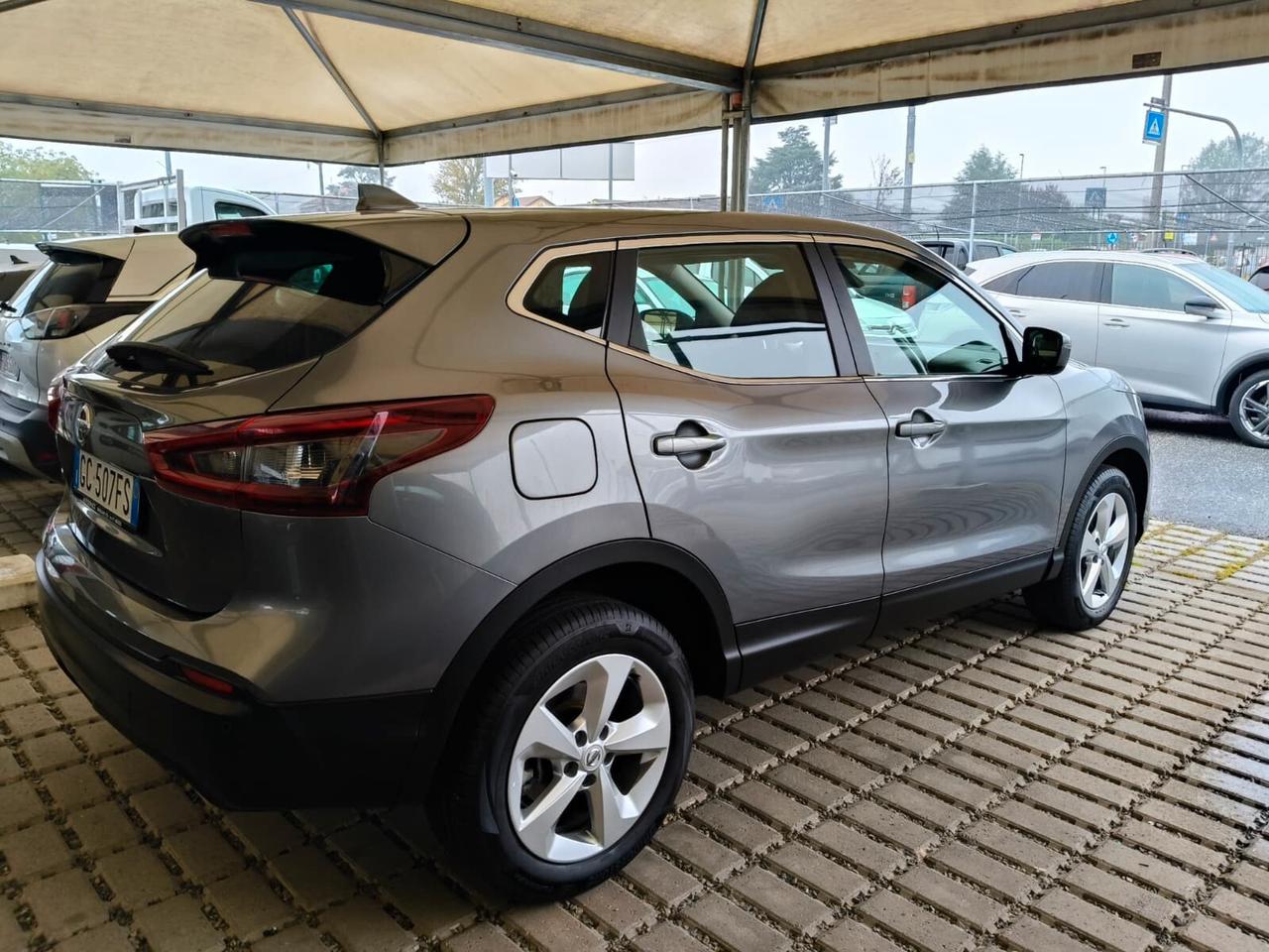 Nissan Qashqai 1.3 DIG-T 160 CV DCT Business