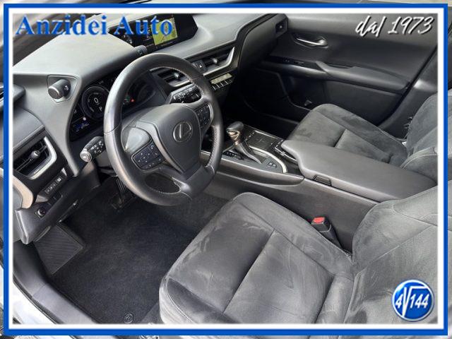LEXUS UX 250h Hybrid Business