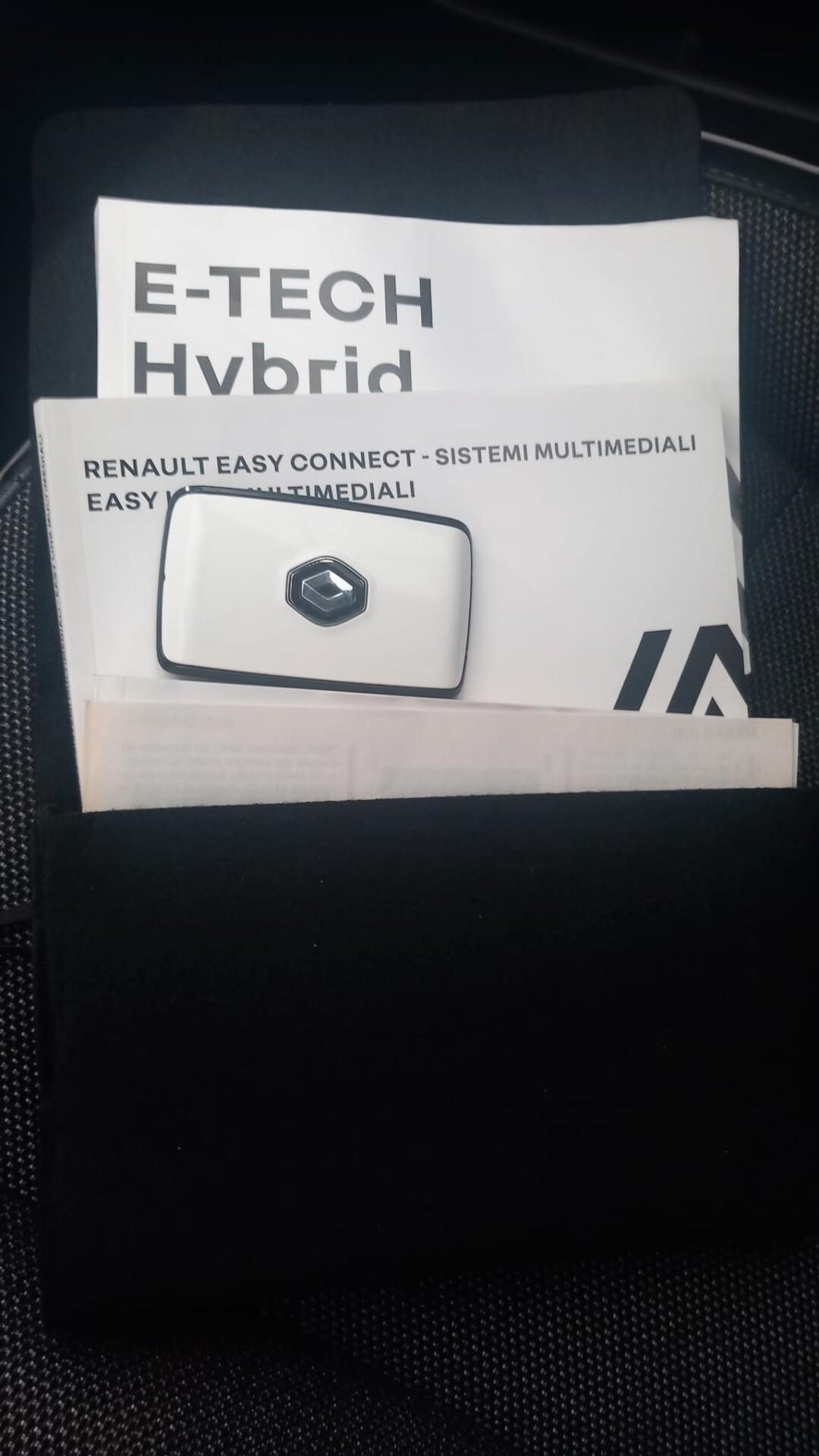 Renault Captur 1.6 Full Hybrid E-Tech Auto