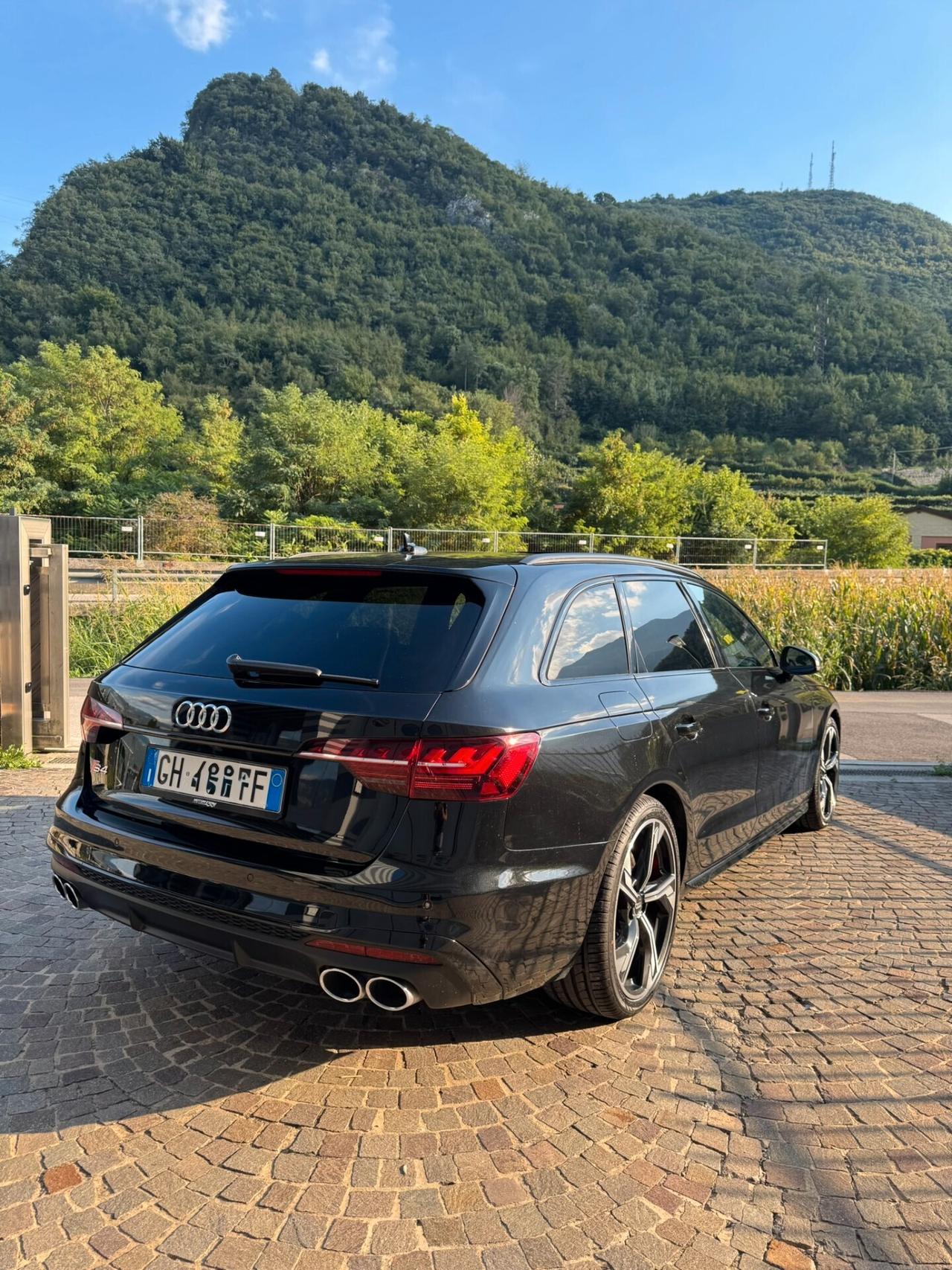 Audi S4 Avant TDI TETTO SEDILI B&O GARANZIA gancio STRAFULL