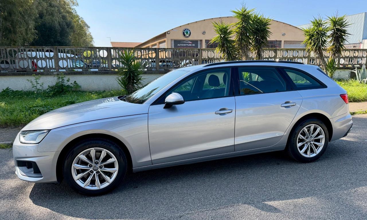 Audi A4 Avant 35 TDI/163 CV S tronic Business Advanced