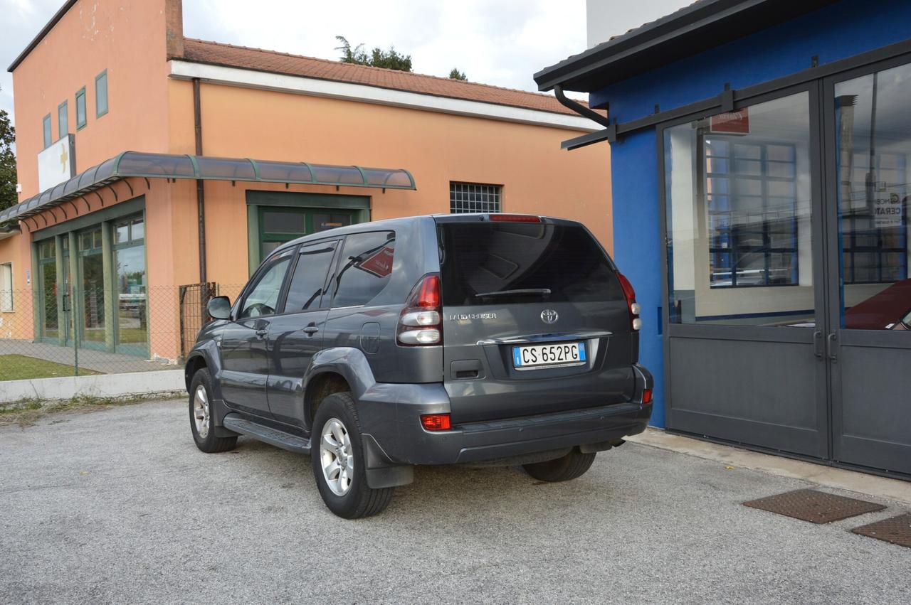 Toyota Land Cruiser 3.0 D-4D 16V cat 5 porte aut. Wagon