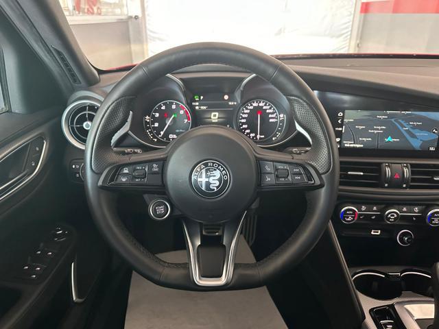 ALFA ROMEO Giulia 2.0 Turbo 280 CV AT8 AWD Q4 Veloce in arrivo