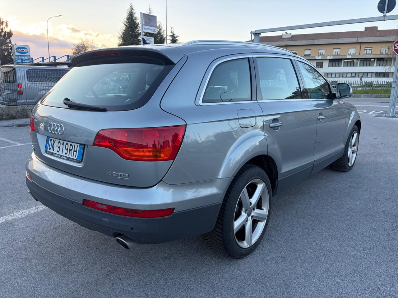 Audi Q7 4.2 V8 TDI quattro tiptronic