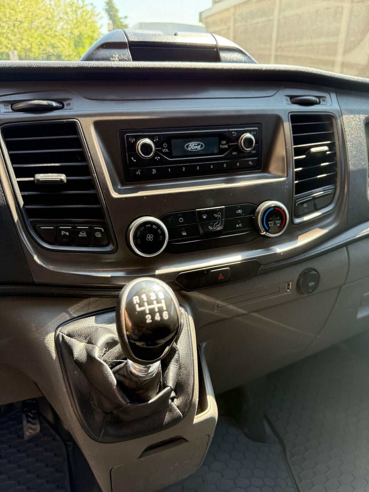 Ford Custom 2.0 Hybrid 130 PC Furgone Trend
