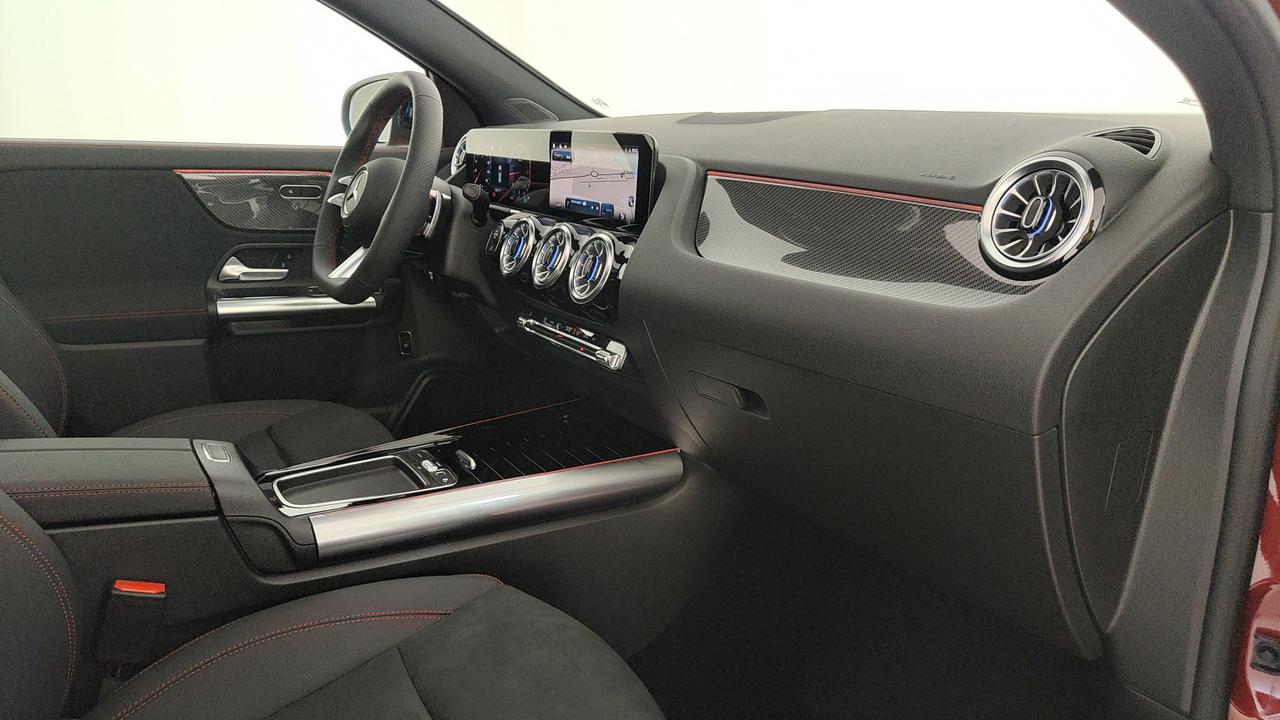 Mercedes-Benz GLA 200 d automatic