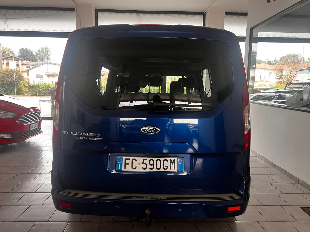 Ford Tourneo Connect 1.5 TDCi 120 CV Powershift Titanium