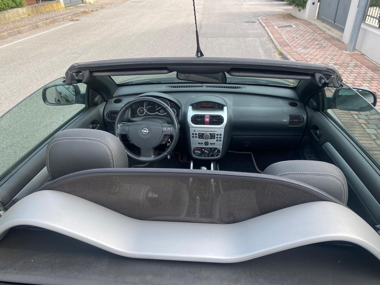Opel Tigra TwinTop 1.4 16V Sport