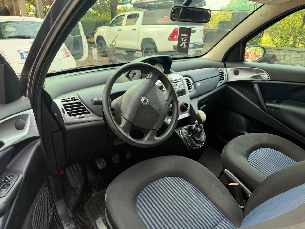 Lancia Ypsilon 1.2 Argento*Neopatentati*