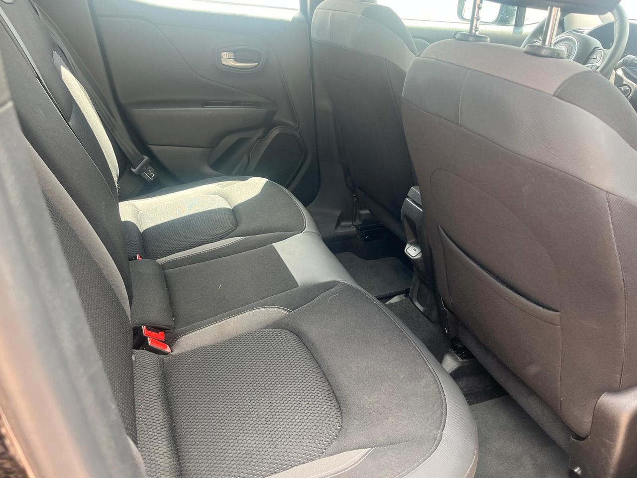 Jeep Renegade 1.6 Mjt 130 CV Longitude