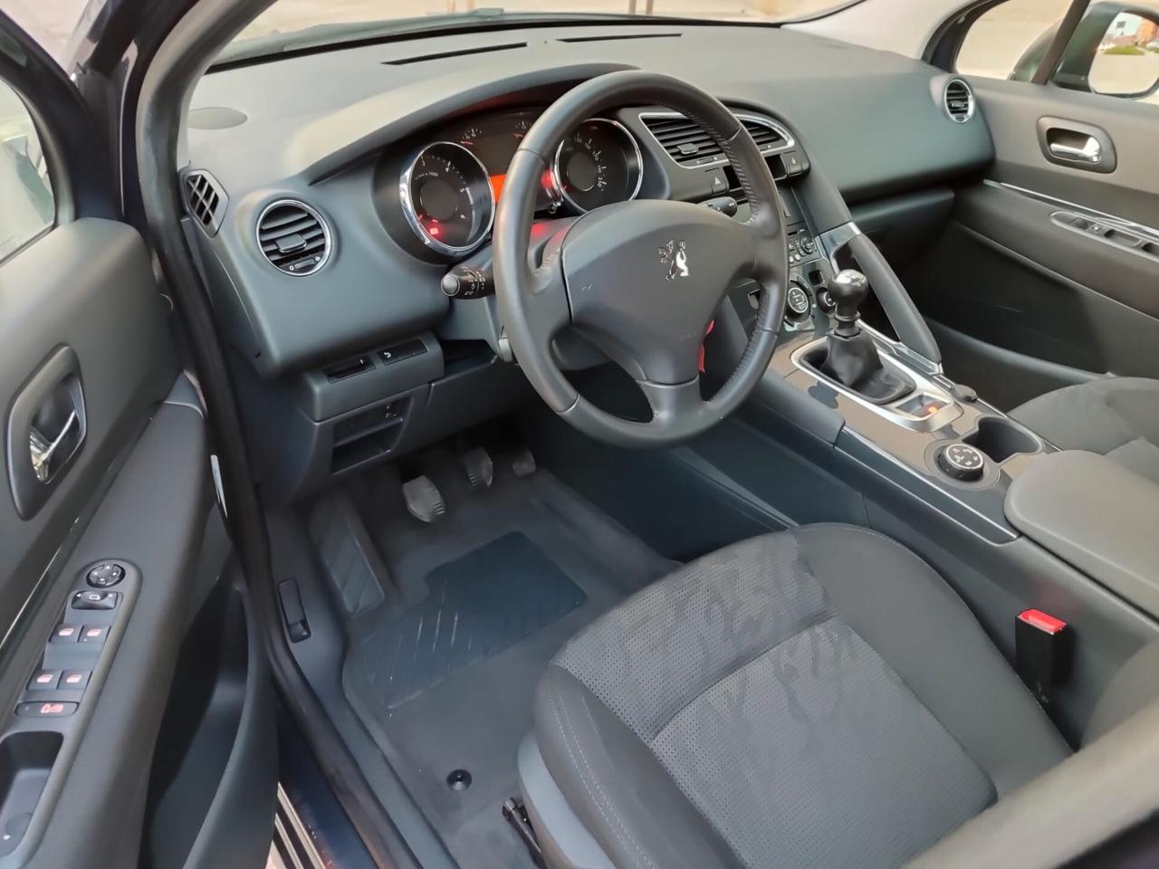 Peugeot 3008 1.6 HDi 112CV Active 2012!!