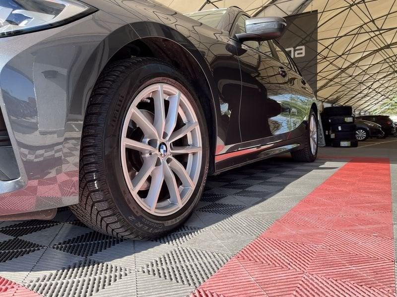 BMW Serie 3 320d 48V Touring Business Advantage