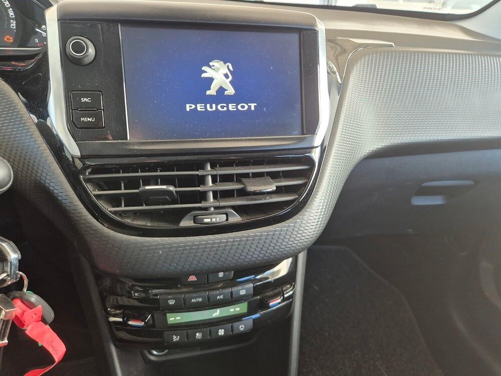 Peugeot 2008 BlueHDi 100 Allure