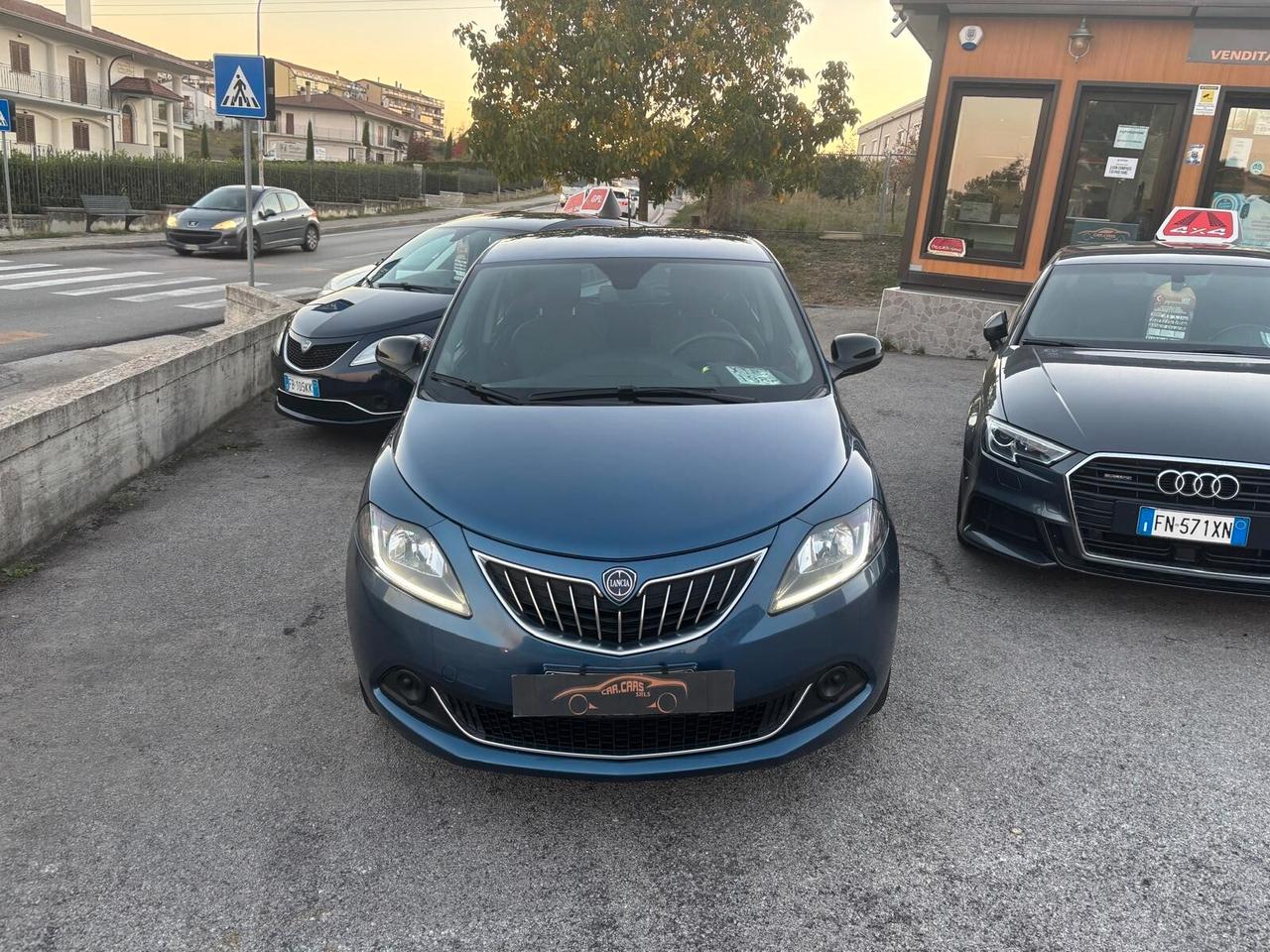 Lancia Ypsilon 1.0 FireFly 5 porte S&S Hybrid UnYca