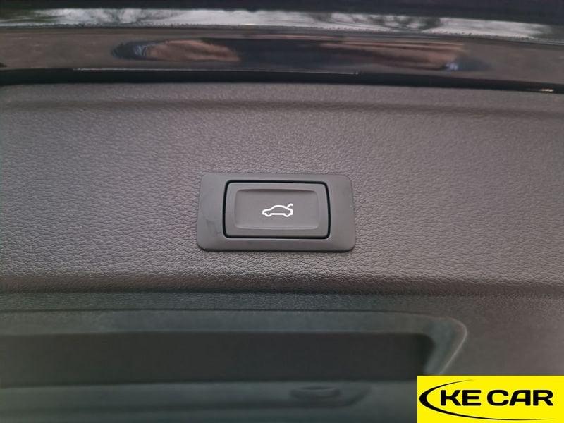 Audi A4 Avant 40 TDI S tronic S line
