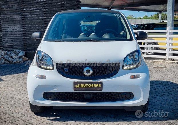 SMART FORTWO EQ Enel-X White