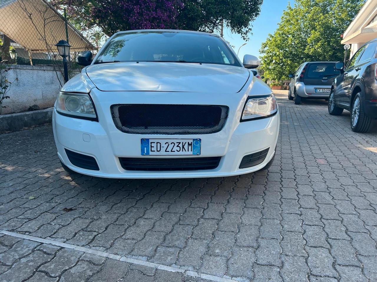 Volvo V50 D4 R-design