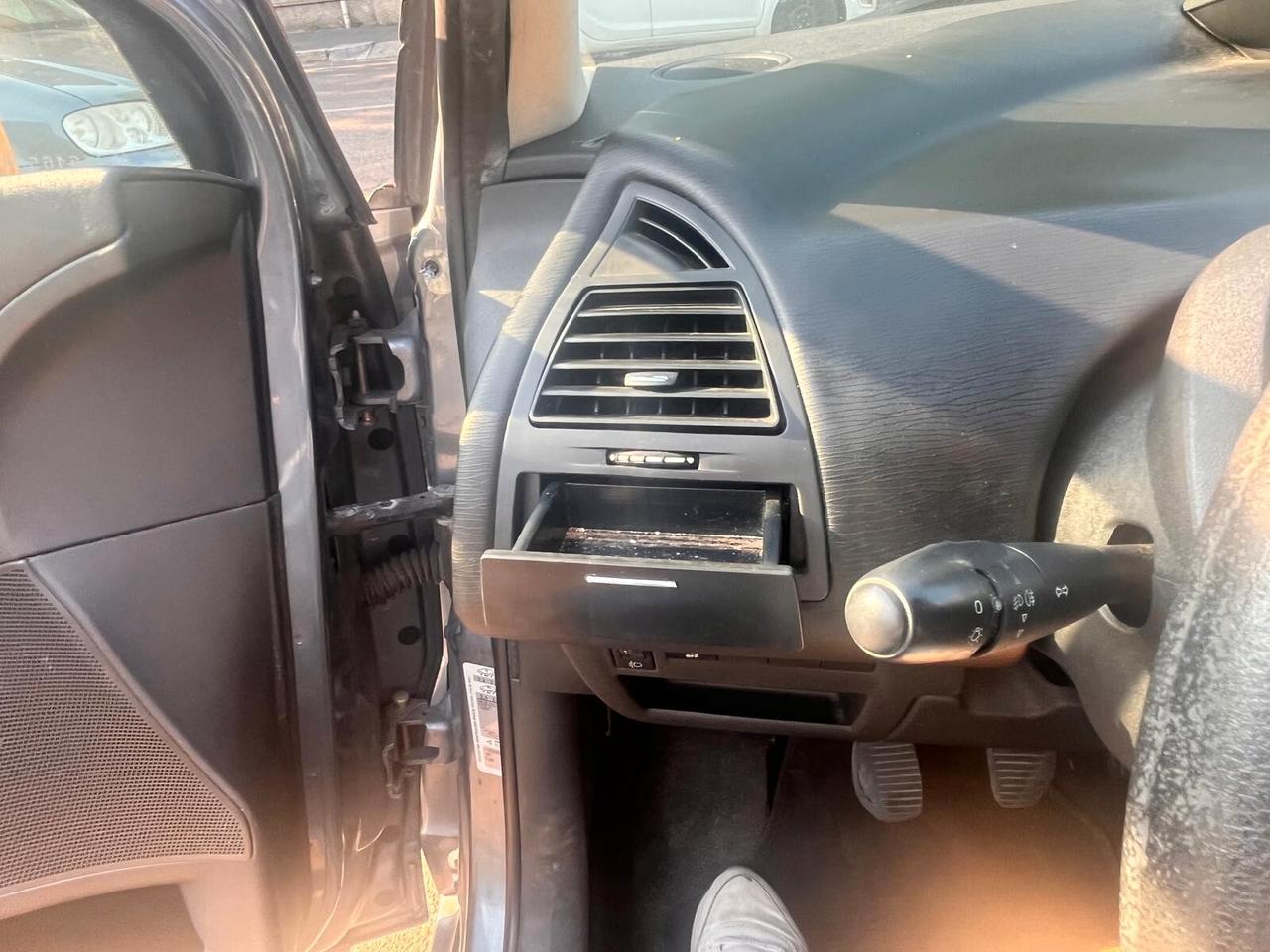 Citroen C4 1.4 Cashmere - 2007