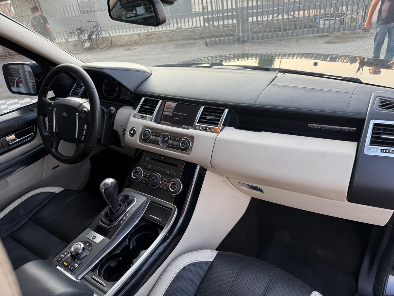 Land Rover Range Rover Sport Range Rover Sport 3.0 SDV6 HSe
