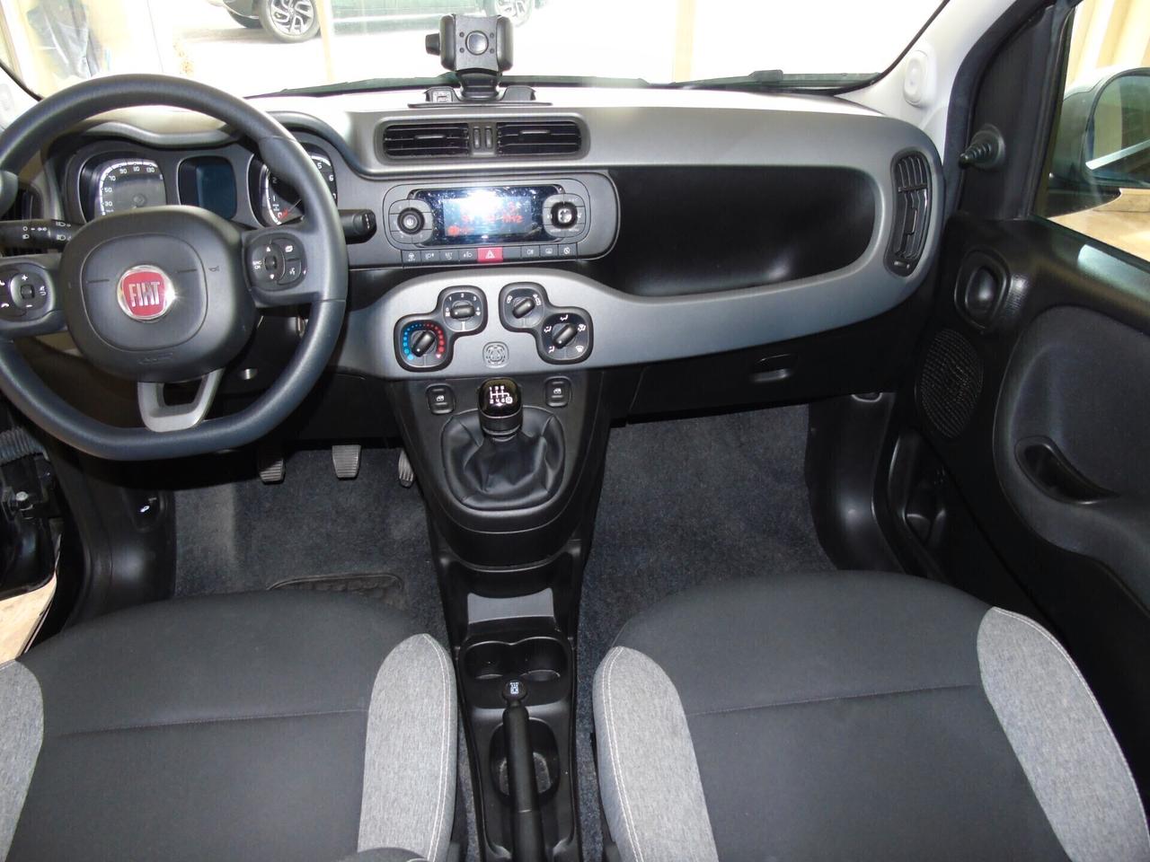 New Fiat Panda Hybrid City Cross (SCONTO ECOBONUS)