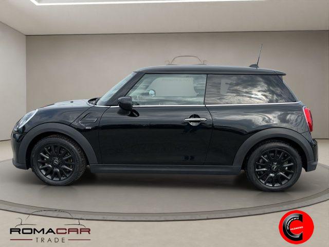 MINI One MINI One 1.5 One 2022 black edit. ok ne