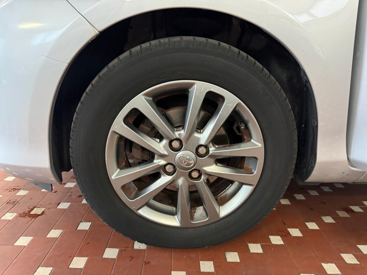 Toyota Yaris 1.0 5 porte Active - UNICO PROPRIETARIO
