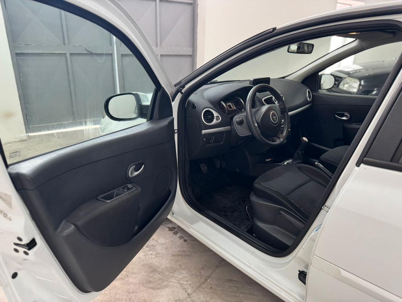 Renault Clio 1.2 16V 5 porte GPL Dynamique