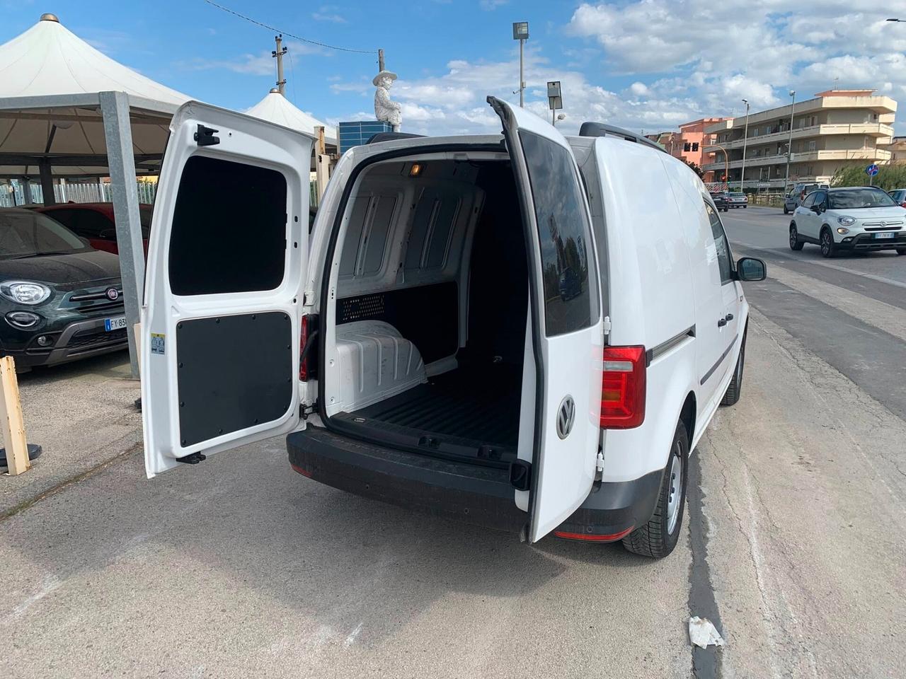 Volkswagen Caddy 2.0cc 102 CV DSG iva inclusa